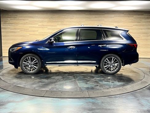 Used 2020 INFINITI QX60 Luxe w/ Sensory Package FWD image 11