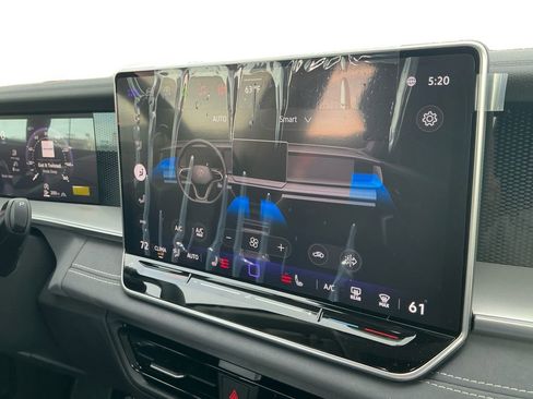 New 2026 Volkswagen Tiguan SE AWD/4WD image 16