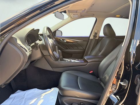 Used 2019 INFINITI Q50 Luxe w/ Essential Package (3.0T Luxe) RWD image 11