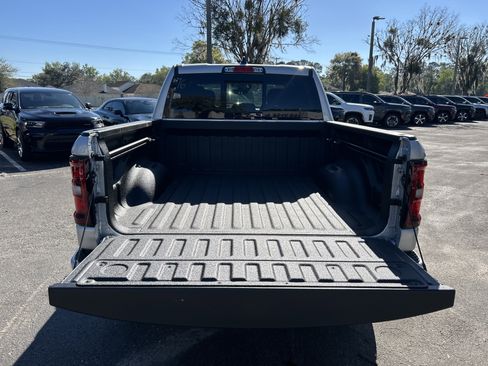 New 2026 RAM 1500 4x4 Crew Cab image 7