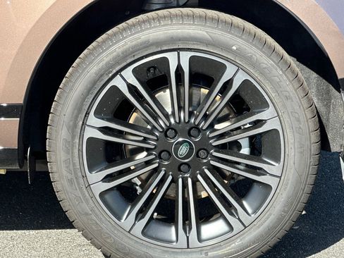 New 2026 Land Rover Range Rover Evoque Dynamic SE image 13