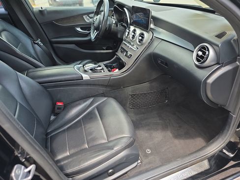 Used 2019 Mercedes-Benz C 300 4MATIC Sedan w/ Multimedia Package image 34