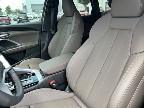 Certified 2025 Audi Q5 Premium w/ Premium Plus AWD/4WD image 16