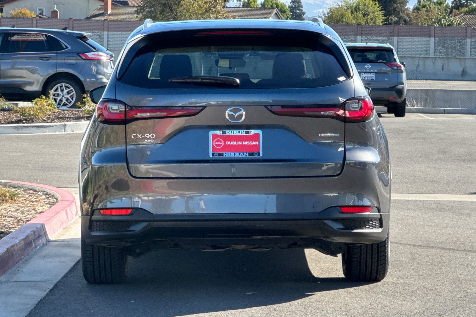 Used 2024 MAZDA CX-90 Plug-In Hybrid w/ Preferred AWD/4WD image 5