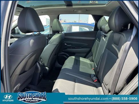 Certified 2024 Hyundai Tucson SEL AWD/4WD image 10