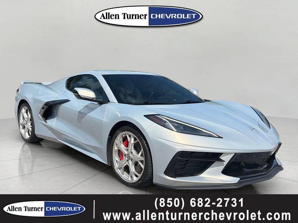 Used 2021 Chevrolet Corvette Stingray Preferred Cpe w/ Z51 Performance Package RWD image 1