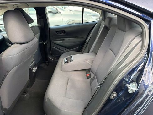 Used 2025 Toyota Corolla LE FWD image 3