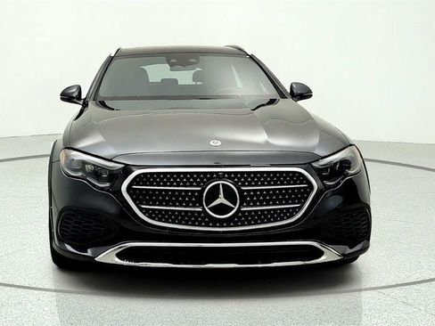 Used 2024 Mercedes-Benz E 450 4MATIC All-Terrain Wagon image 2
