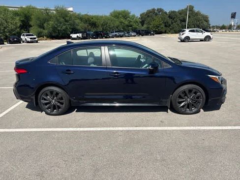 Used 2026 Toyota Corolla SE FWD image 6