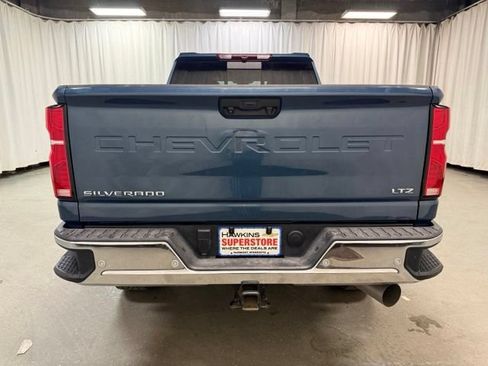 Used 2025 Chevrolet Silverado 3500 LTZ AWD/4WD image 8