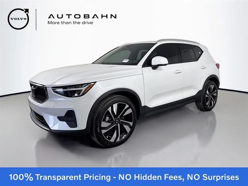 Certified 2023 Volvo XC40 B4 Core w/ Climate Package FWD image 1