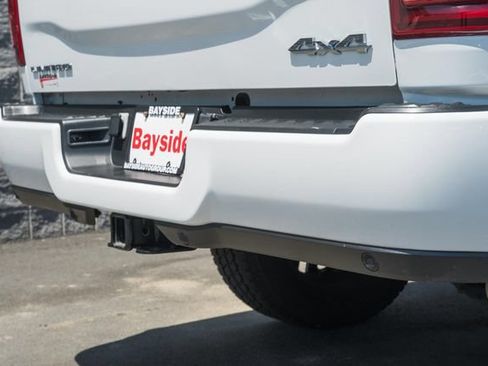 Used 2025 RAM 2500 Limited AWD/4WD image 11