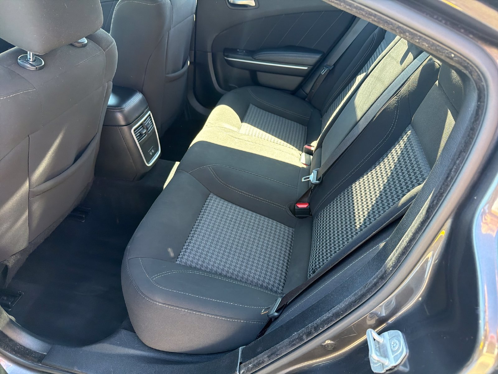 Used 2023 Dodge Charger SXT w/ Cold Weather Package RWD image 26