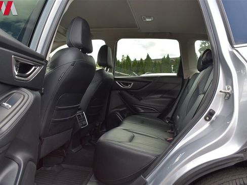 Used 2022 Subaru Forester Touring AWD/4WD image 25