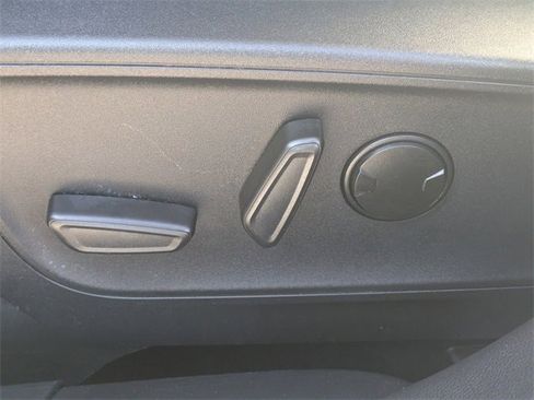 Used 2024 Ford Escape Active image 17