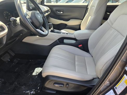 Certified 2026 Honda HR-V EX-L image 11