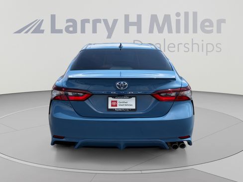 Used 2024 Toyota Camry SE w/ Audio Upgrade Package FWD image 4
