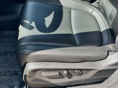 Used 2025 Honda Odyssey EX-L image 18