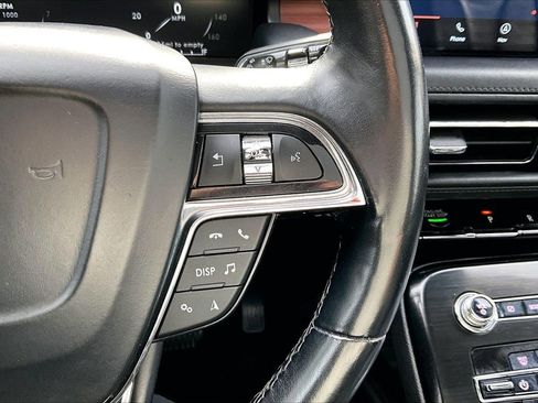 Used 2022 Lincoln Nautilus Reserve image 31