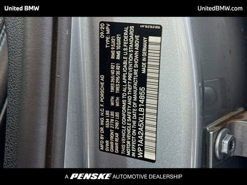 Used 2020 Porsche Macan image 15