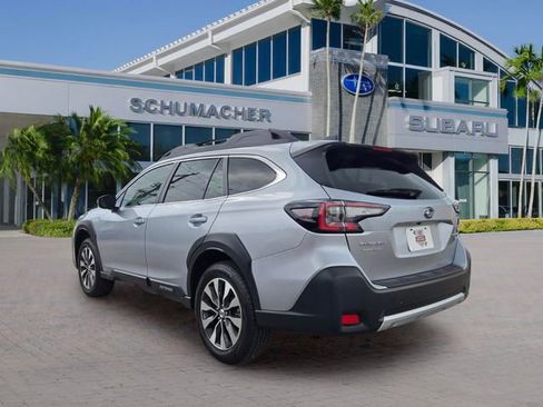 Certified 2025 Subaru Outback Limited AWD/4WD image 5