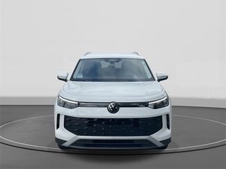 Used 2025 Volkswagen Tiguan S video 2