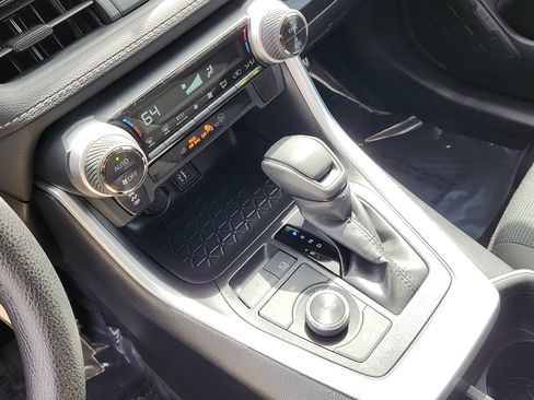 Certified 2025 Toyota RAV4 LE image 16