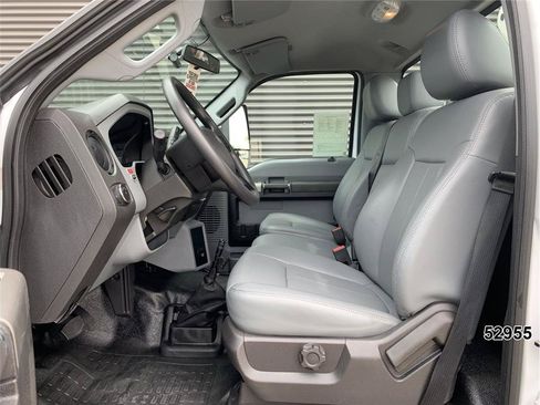 Used 2022 Ford F650 2WD Regular Cab Super Duty image 31