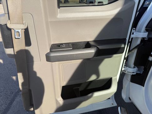 Used 2017 Ford F350 XLT image 30