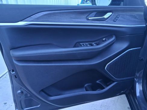 New 2026 Jeep Grand Cherokee Limited w/ Limited Altitude Package RWD image 18