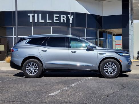 Used 2024 Buick Enclave Premium AWD/4WD image 1