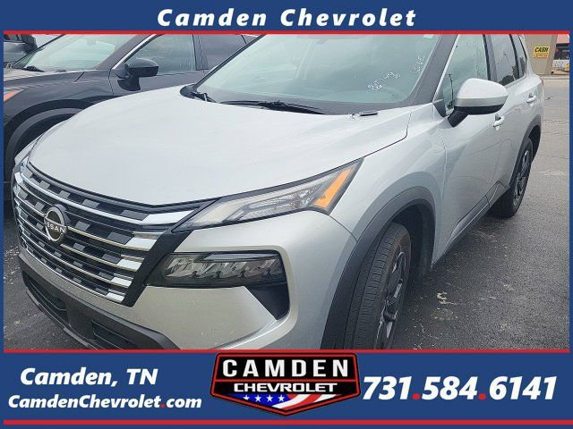 Used 2025 Nissan Rogue SV AWD/4WD image 1
