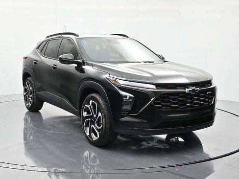 New 2026 Chevrolet Trax RS w/ Driver Confidence Package image 3