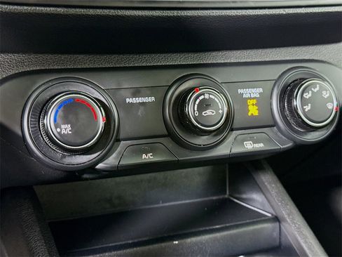 Used 2023 Kia Forte LXS w/ LXS Technology Package image 7