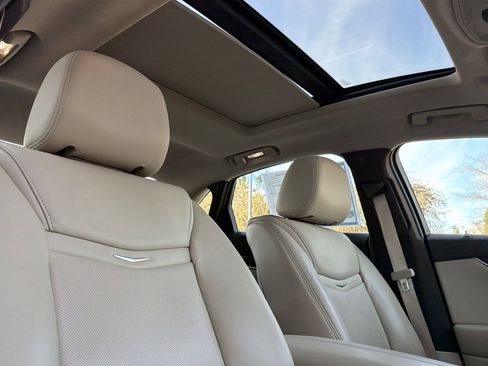 Used 2016 Cadillac XTS Premium image 16