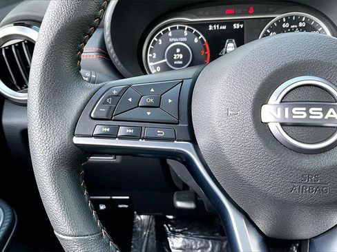 Certified 2025 Nissan Versa SR w/ Trunk Package image 20