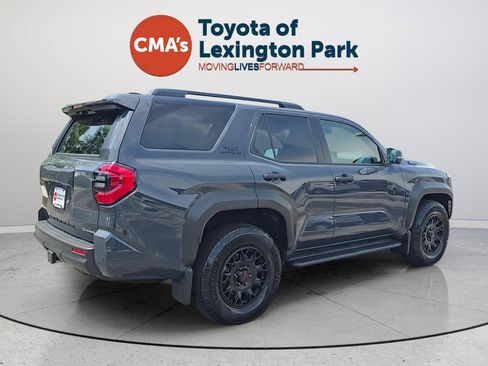 Used 2025 Toyota 4Runner TRD Off-Road Premium w/ Tow Technology Package AWD/4WD image 5