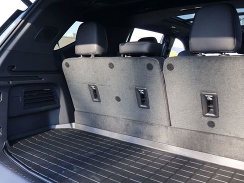 Used 2026 Chevrolet Traverse High Country w/ LPO, Floor Liner Package AWD/4WD image 21