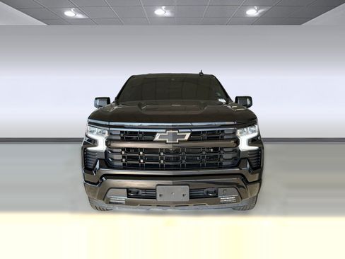 Used 2023 Chevrolet Silverado 1500 RST w/ Convenience Package II AWD/4WD image 6