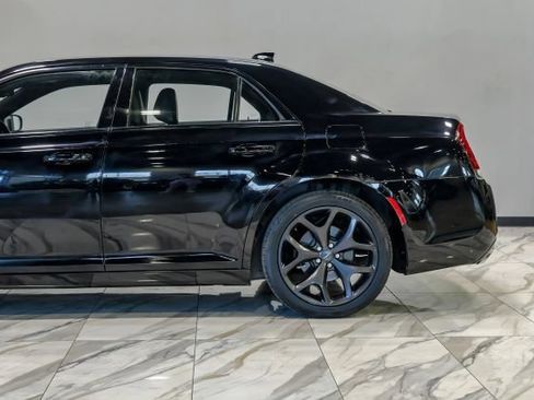 Used 2021 Chrysler 300 S RWD image 16