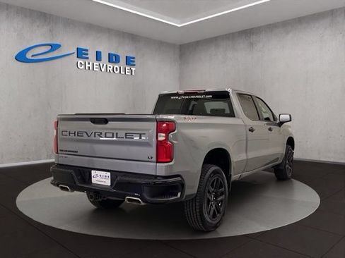 Used 2025 Chevrolet Silverado 1500 LT Trail Boss w/ LPO, Dark Essentials Package AWD/4WD image 14