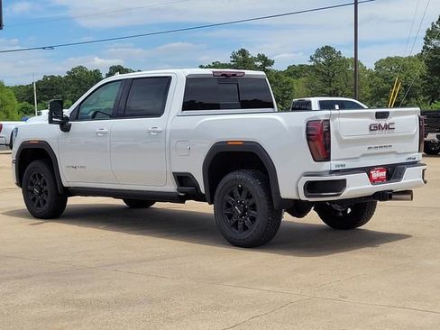New 2026 GMC Sierra 2500 AT4 w/ AT4 Premium Plus Package AWD/4WD image 4