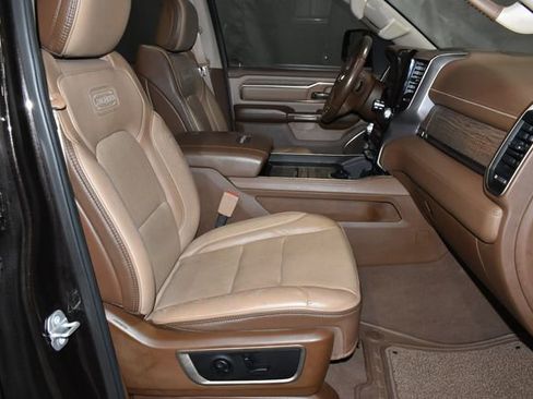 Used 2019 RAM 1500 Laramie Longhorn image 29