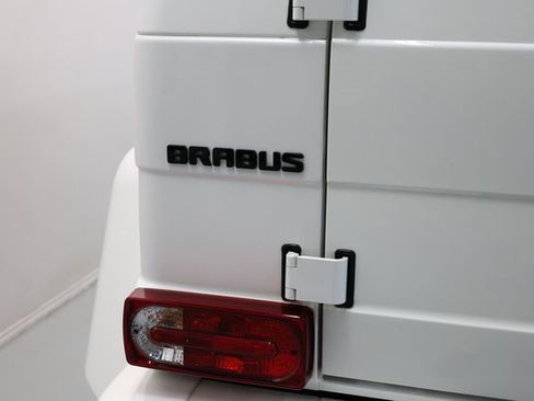 Used 2018 Mercedes-Benz G 550 Squared image 61