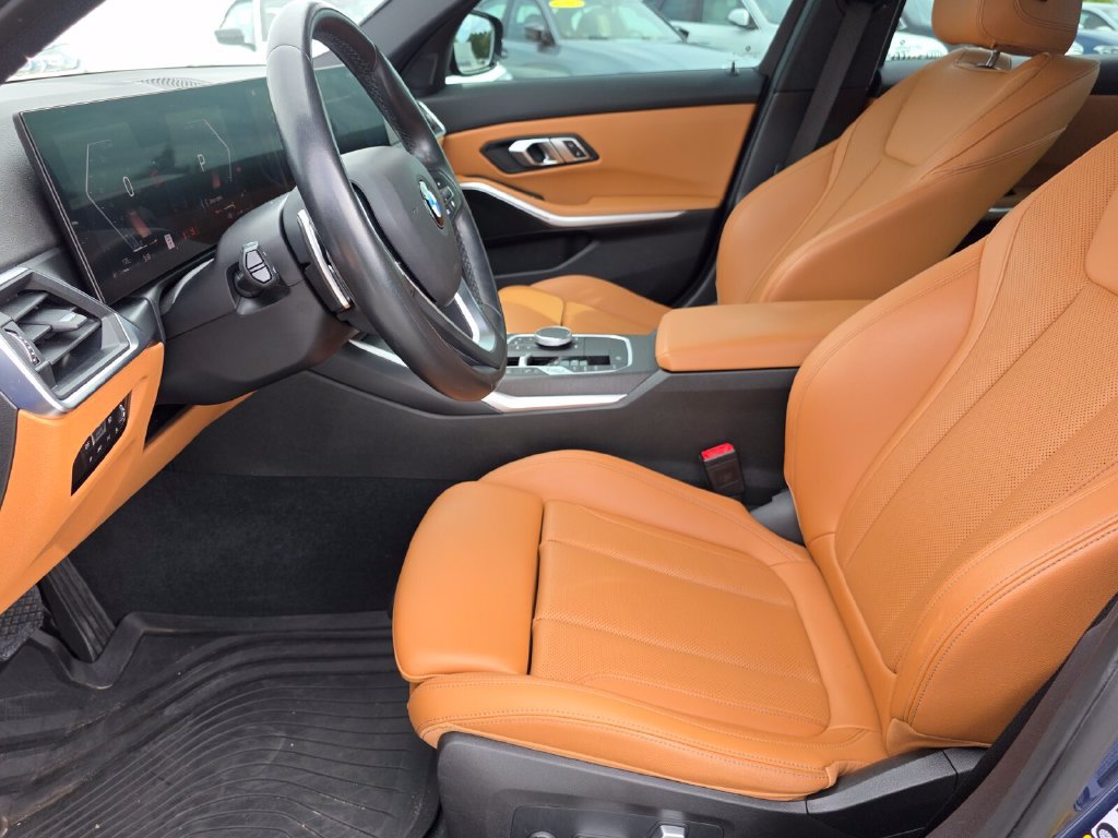 Certified 2023 BMW 330i Sedan w/ Driving Assistance Package RWD image 9