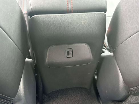 Used 2024 Nissan Sentra SR w/ SR Premium Package image 12