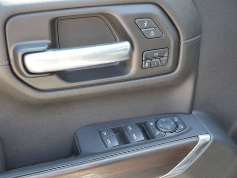 Used 2021 GMC Sierra 1500 SLT w/ SLT Premium Plus Package AWD/4WD image 35