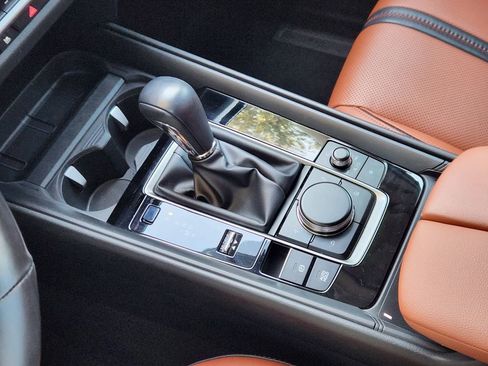 Certified 2025 MAZDA CX-50 AWD 2.5 Turbo w/ Weather Package image 19