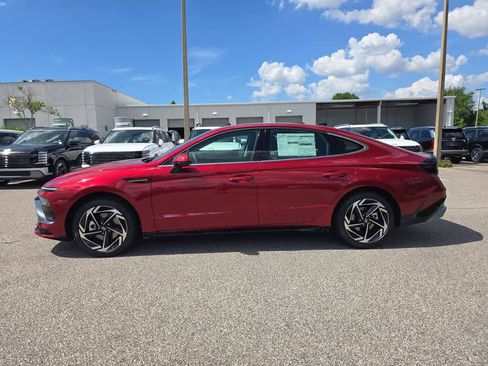 New 2026 Hyundai Sonata SEL FWD image 3