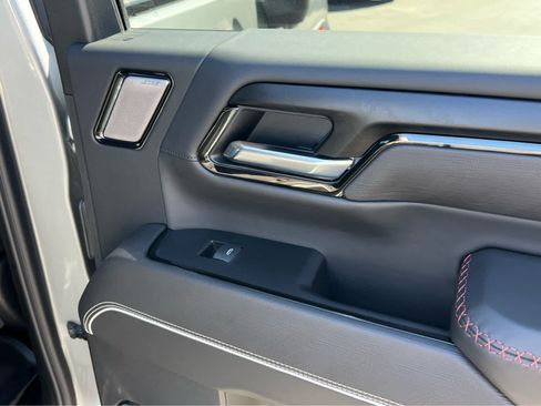Used 2025 GMC Sierra 2500 AT4X AWD/4WD image 23